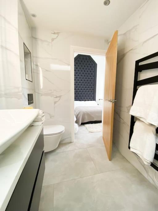Villa Luxury Detached Peak District Stone Barn - Dog Friendly Hazelwood Exterior foto