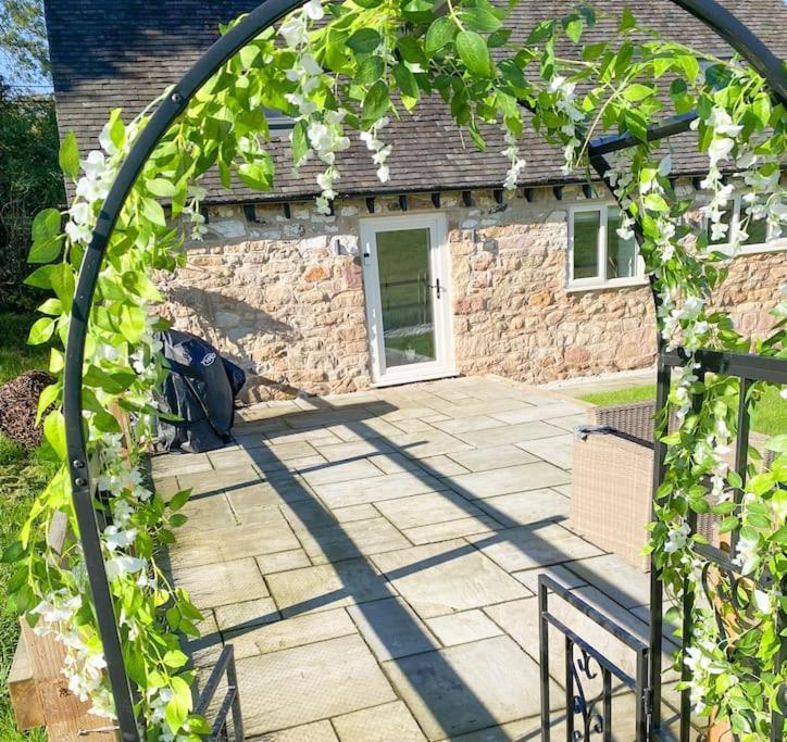 Villa Luxury Detached Peak District Stone Barn - Dog Friendly Hazelwood Exterior foto